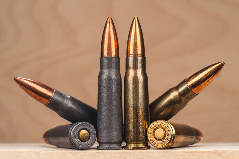 Steel-cased Tula and brass-cased Fiocchi 7.62x39 cartridges side by side