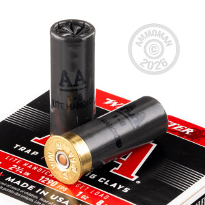 Image of the 12 GAUGE WINCHESTER AA LITE HANDICAP 2-3/4" 1 OZ #8 SHOT (25 ROUNDS) available at AmmoMan.com.