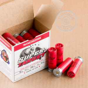 Image of 12 GAUGE WINCHESTER SUPER TARGET XTRA-LITE TARGET LOAD 2 3/4“ 1 OZ. #8 SHOT (250 ROUNDS)