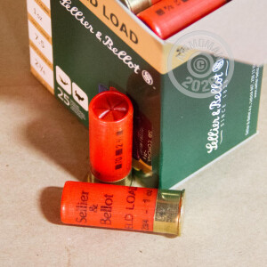 Image of the 12 GAUGE SELLIER & BELLOT FIELD 2-3/4" #7.5 SHOT (25 SHELLS) available at AmmoMan.com.