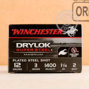 Image of 12 GAUGE WINCHESTER DRYLOK SUPER STEEL 3" 1-1/4 OZ. #2 SHOT (25 ROUNDS)