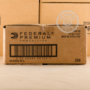 Image of the 12 GAUGE FEDERAL VITAL-SHOK 2-3/4" 00 BUCK (5 ROUNDS) available at AmmoMan.com.