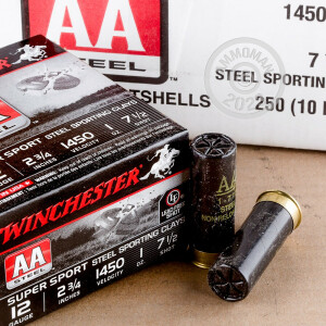 Image of the 12 GAUGE WINCHESTER AA STEEL SPORTING CLAY 2-3/4" 1 OZ. #7.5 SHOT (25 ROUNDS) available at AmmoMan.com.