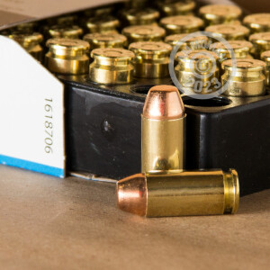 An image of .40 Smith & Wesson ammo made by Aguila at AmmoMan.com.
