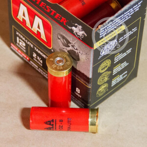 Image of the 12 GAUGE WINCHESTER AA XTRA-LITE  2 3/4" 1 OZ. #8 SHOT (25 ROUNDS) available at AmmoMan.com.