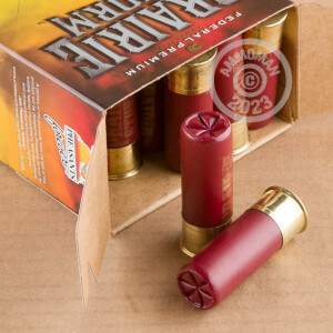 Image of the 12 GAUGE FEDERAL PREMIUM PRAIRIE STORM 2-3/4" 1-1/4 OZ. #6 SHOT (25 ROUNDS) available at AmmoMan.com.
