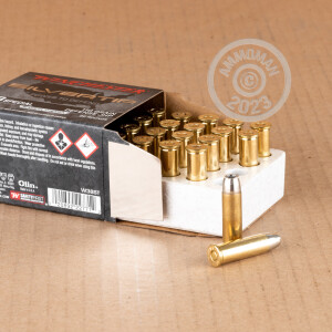 Image of the 38 SPECIAL WINCHESTER SILVERTIP 110 GRAIN JHP (200 ROUNDS) available at AmmoMan.com.
