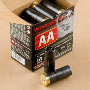 Image of the 12 GAUGE WINCHESTER AA TARGET 1 1/8 OZ #7 ½ SHOT (25 ROUNDS) available at AmmoMan.com.