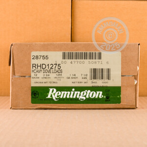 Image of the 12 GAUGE REMINGTON HEAVY DOVE LOADS 2-3/4" 1-1/8 OZ. #7.5 SHOT (25 ROUNDS) available at AmmoMan.com.