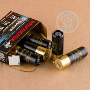 Image of the 12 GAUGE WINCHESTER RANGER 2-3/4" 1 OZ. SEGMENTED RIFLED SLUG (5 ROUNDS) available at AmmoMan.com.