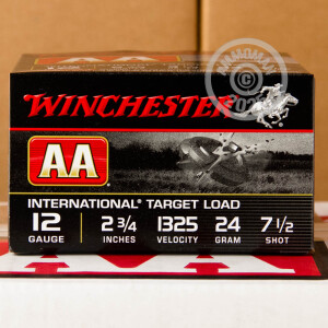 Image of 12 GAUGE WINCHESTER AA INTERNATIONAL TARGET 2-3/4" 7/8 OZ. #7.5 SHOT (25 ROUNDS)