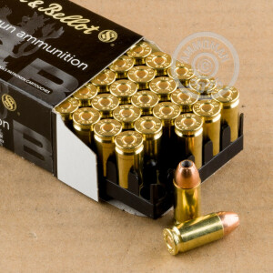 A photograph of 50 rounds of 115 grain 9mm Luger ammo with a JHP bullet for sale.