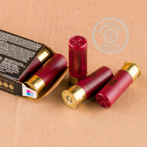 Image of the 12 GAUGE FEDERAL HIGH DENSITY 2-3/4" 9 PELLETS 00 BUCKSHOT (50 ROUNDS) available at AmmoMan.com.