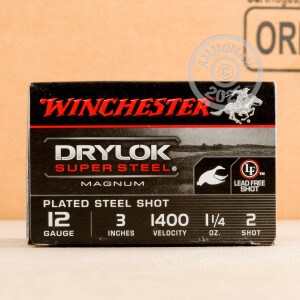 Image of 12 GAUGE WINCHESTER DRYLOK SUPER STEEL 3" 1-1/4 OZ. #2 SHOT (25 ROUNDS)