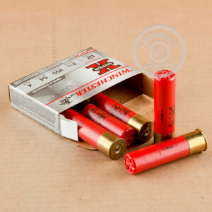 Photo detailing the 12 GAUGE WINCHESTER SUPER-X 3-1/2" #4 MAGNUM BUCKSHOT (5 ROUNDS) for sale at AmmoMan.com.