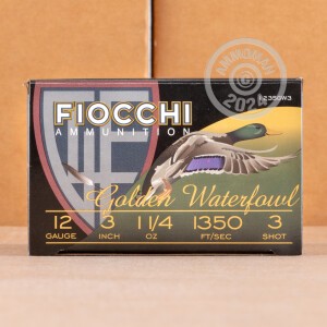 Image of the 12 GAUGE FIOCCHI GOLDEN WATERFOWL 3“ 1-1/4 OZ. #3 SHOT (25 ROUNDS) available at AmmoMan.com.