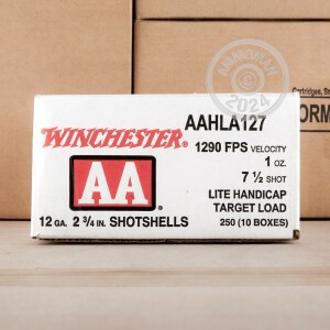 Image of 12 GAUGE WINCHESTER AA LITE HANDICAP 2-3/4" 1 OZ. #7.5 SHOT (25 ROUNDS)