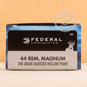 Photo detailing the 44 MAGNUM FEDERAL POWER-SHOK 240 GRAIN JHP (20 ROUNDS) for sale at AmmoMan.com.