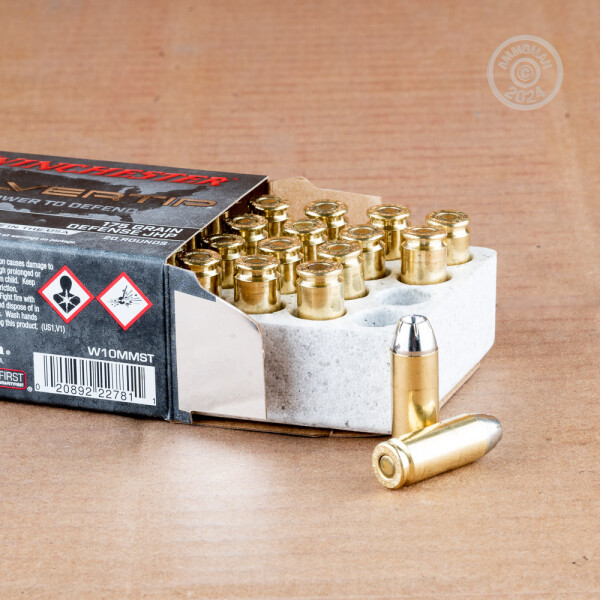 20 Rounds of 10mm 175 Grain Winchester Silvertip JHP Ammo at AmmoMan.com